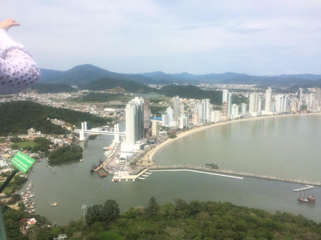 Hospedagem Domiciliar Alternativa Balneário Camboriú Exterior foto